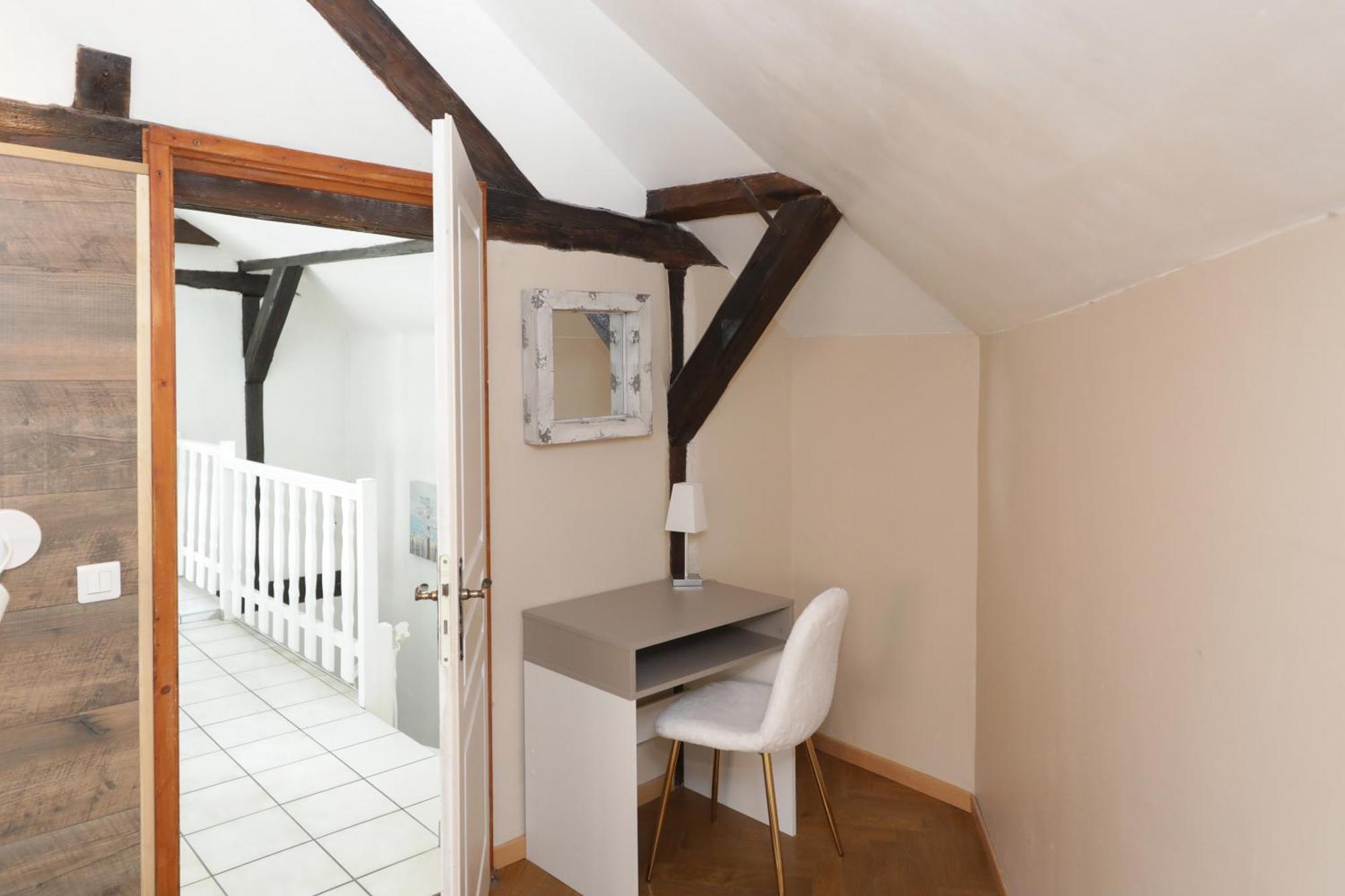 Maison Centre Jacuzzi Jardin Et Climatisation Holiday home